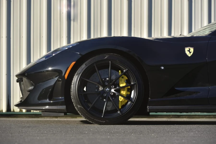 2019 Ferrari 812 Superfast - Image 7 of 31