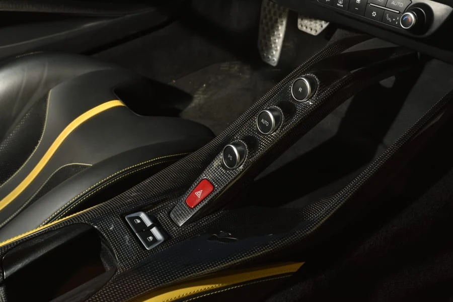 2019 Ferrari 812 Superfast - Image 27 of 31