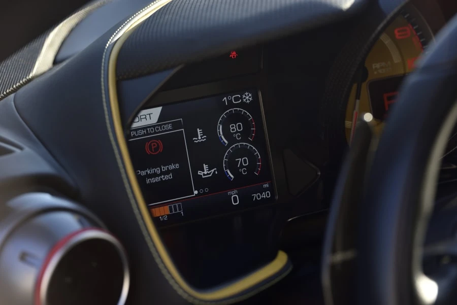 2019 Ferrari 812 Superfast - Image 25 of 31