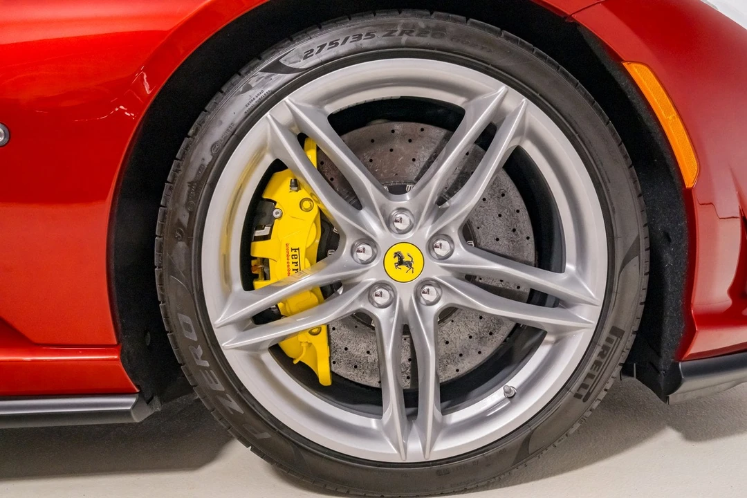 2019 Ferrari 812 Superfast - Image 14 of 31