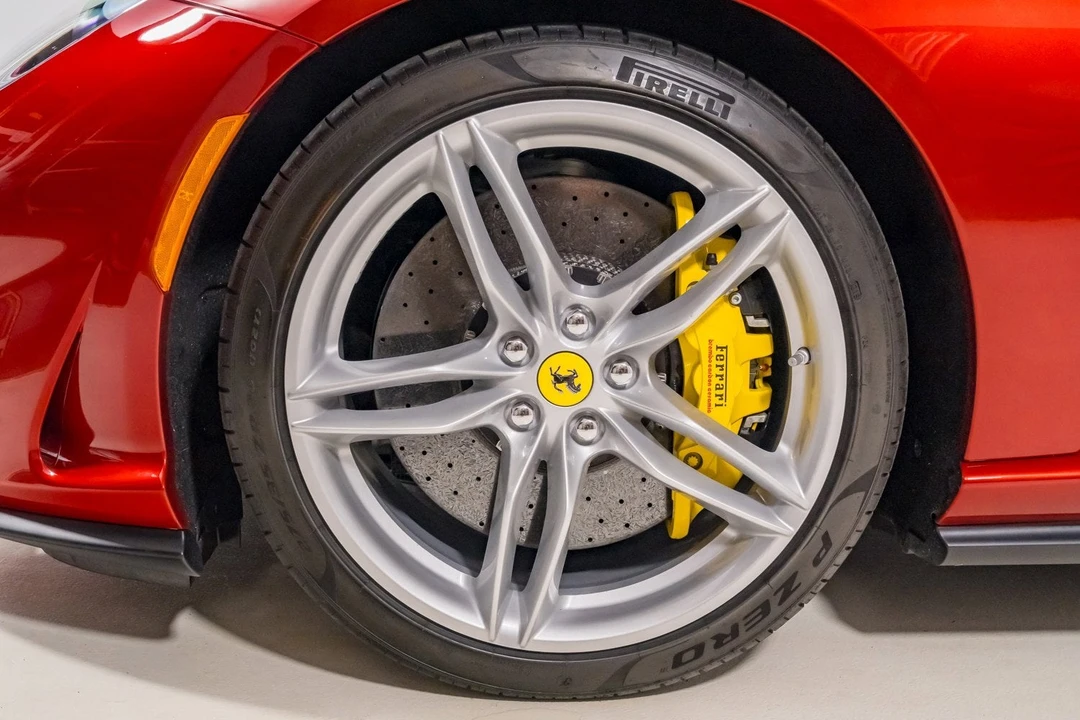 2019 Ferrari 812 Superfast - Image 12 of 31