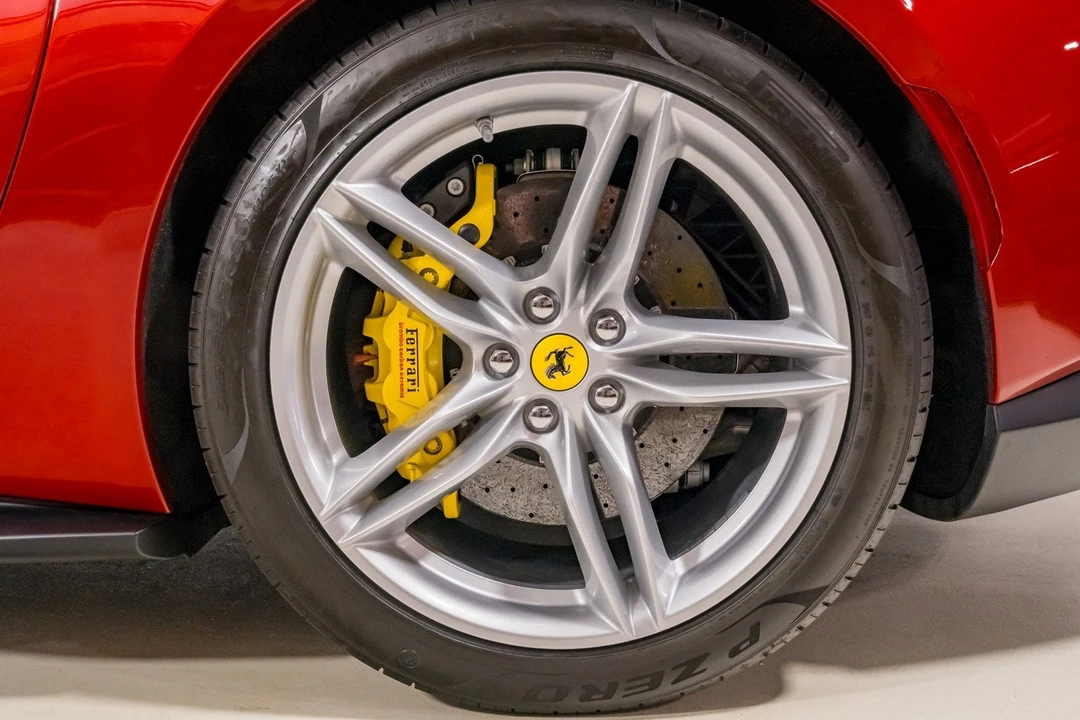2019 Ferrari 812 Superfast - Image 13 of 31
