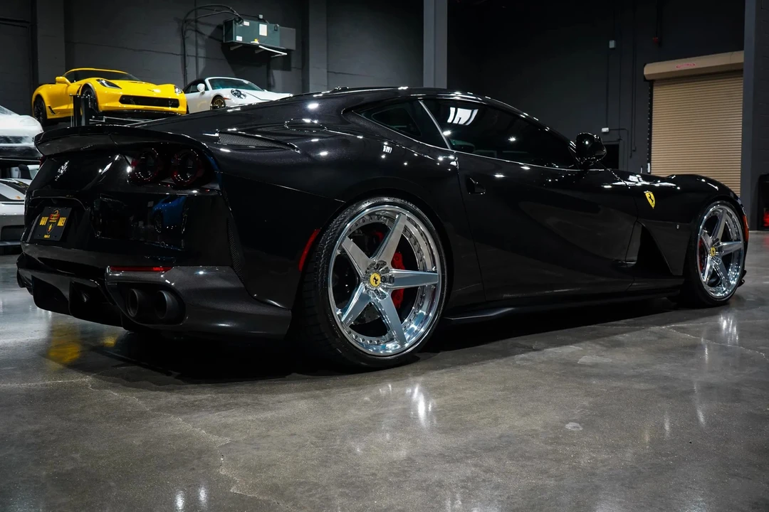 2019 Ferrari 812 Superfast - Image 5 of 31