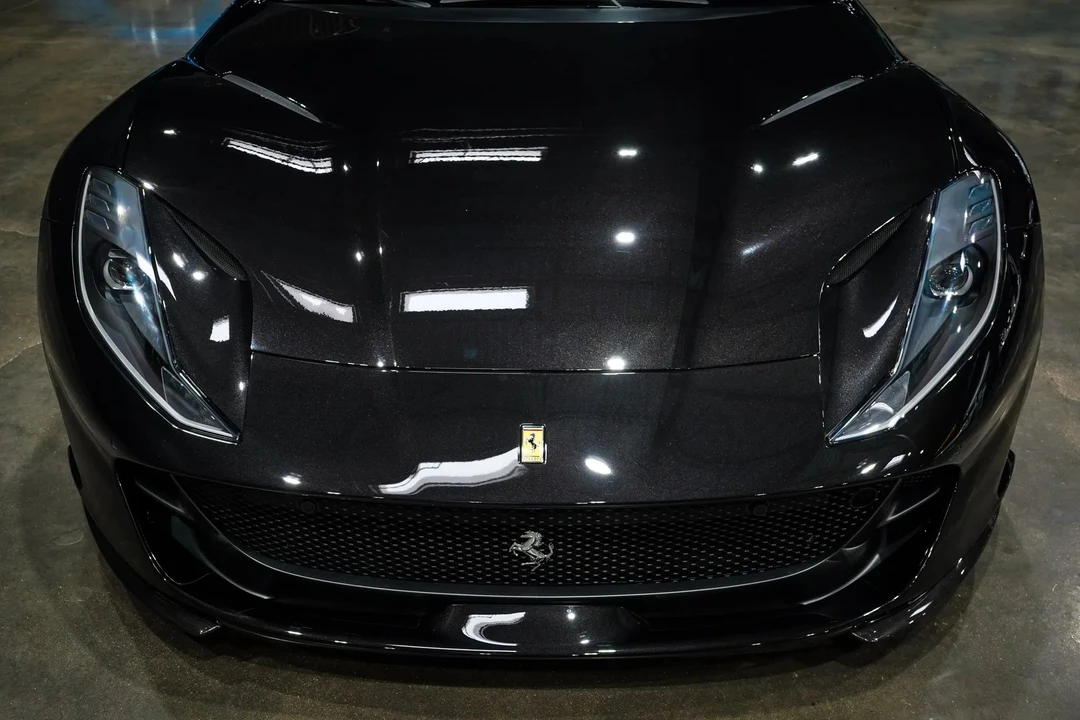 2019 Ferrari 812 Superfast - Image 9 of 31