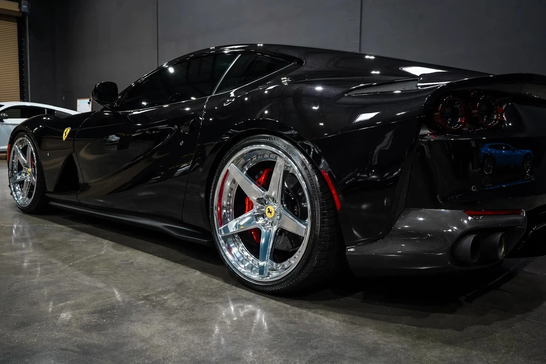 2019 Ferrari 812 Superfast - Image 21 of 31