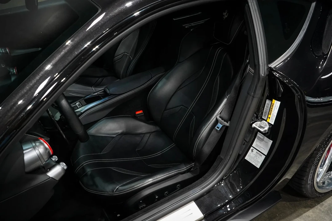 2019 Ferrari 812 Superfast - Image 28 of 31