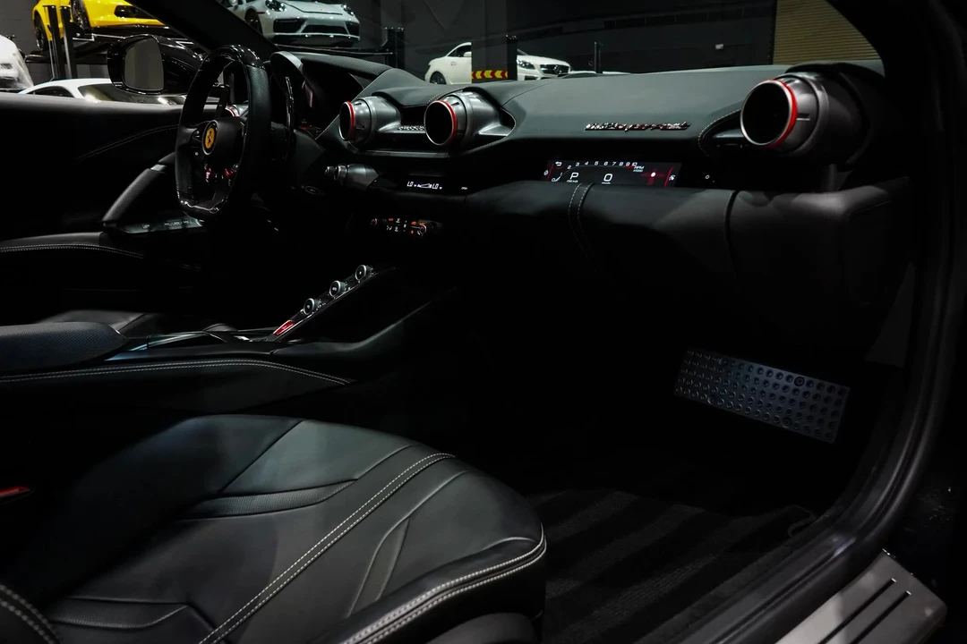 2019 Ferrari 812 Superfast - Image 29 of 31