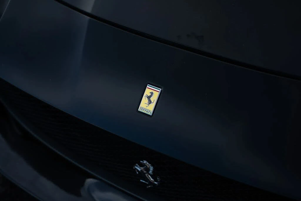 2019 Ferrari 812 Superfast - Image 28 of 31