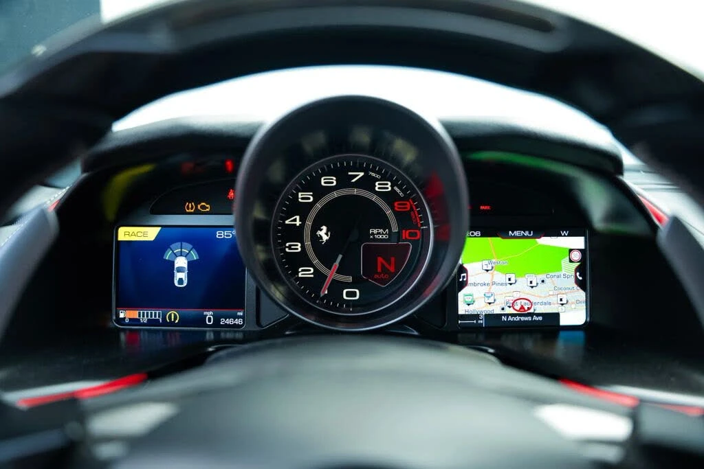 2019 Ferrari 812 Superfast - Image 24 of 31