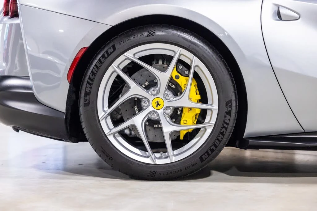 2019 Ferrari 812 Superfast - Image 24 of 31