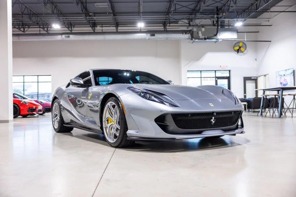 2019 Ferrari 812 Superfast - Image 3 of 31
