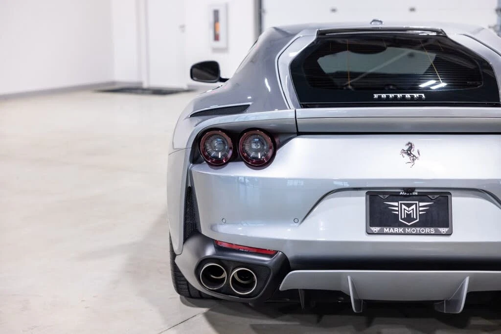 2019 Ferrari 812 Superfast - Image 14 of 31