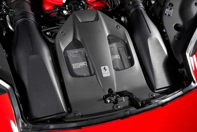 2019 Ferrari 812 Superfast - Image 17 of 31