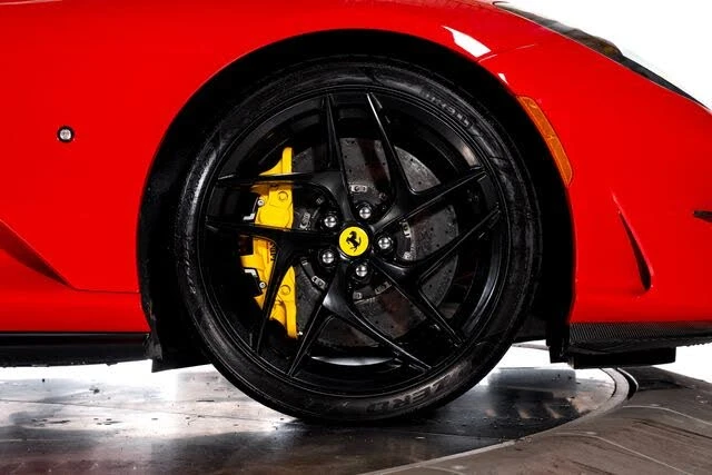 2019 Ferrari 812 Superfast - Image 21 of 31