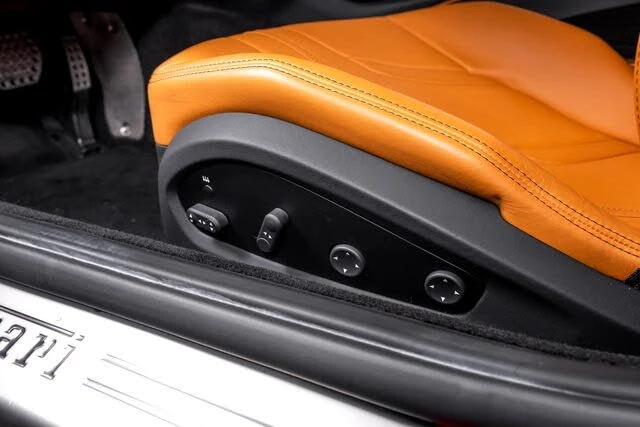 2019 Ferrari 812 Superfast - Image 25 of 31