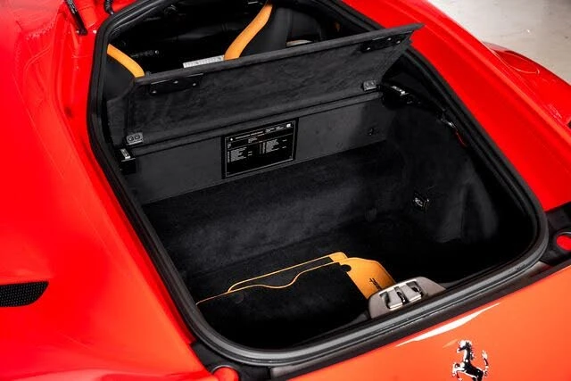 2019 Ferrari 812 Superfast - Image 10 of 31