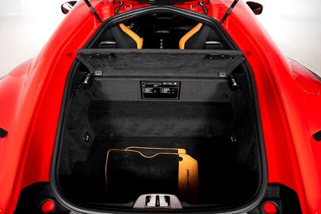 2019 Ferrari 812 Superfast - Image 9 of 31
