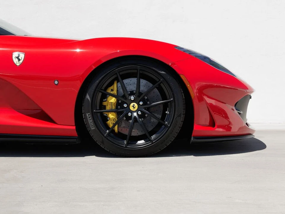 2019 Ferrari 812 Superfast - Image 11 of 31