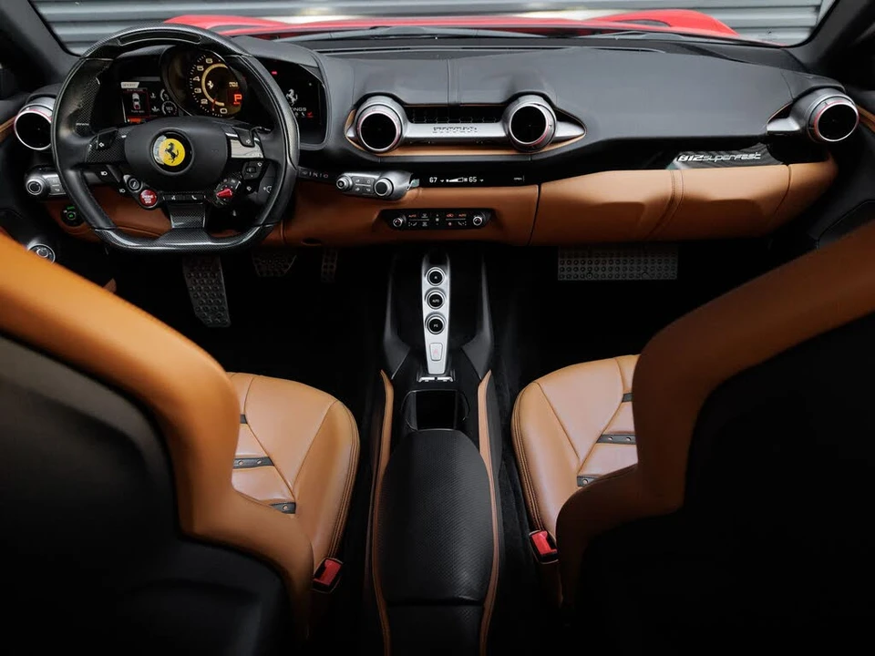 2019 Ferrari 812 Superfast - Image 20 of 31