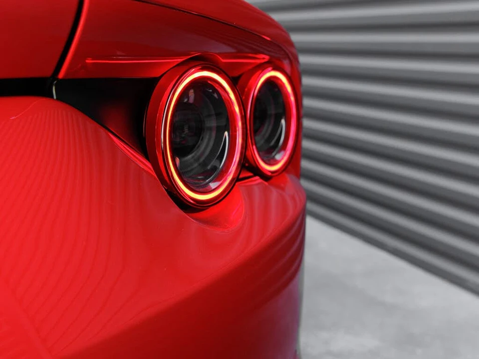 2019 Ferrari 812 Superfast - Image 30 of 31