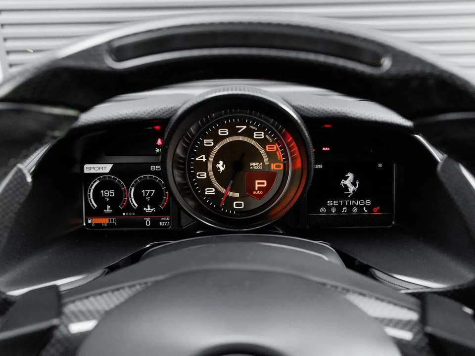 2019 Ferrari 812 Superfast - Image 22 of 31