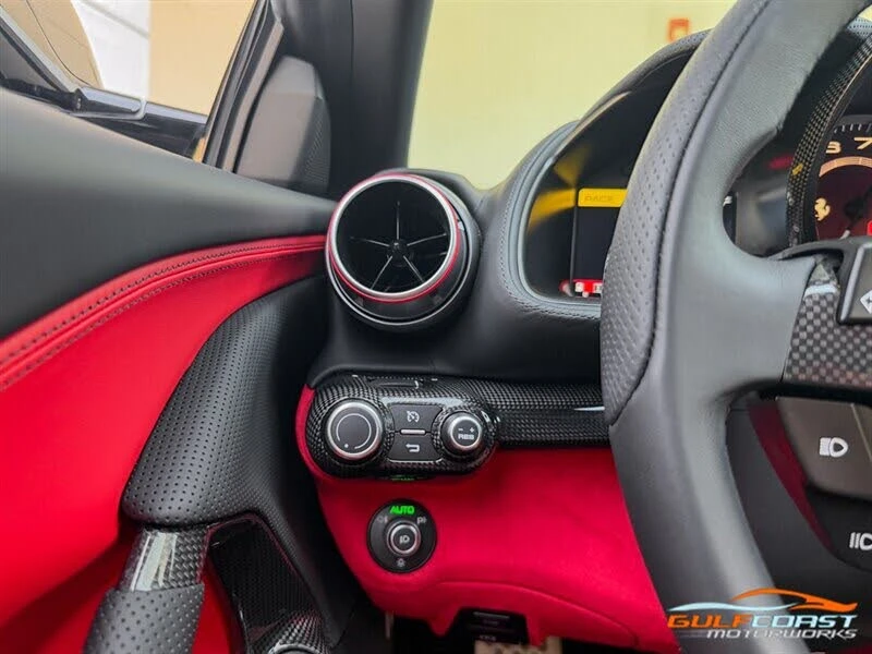 2019 Ferrari 812 Superfast - Image 17 of 31