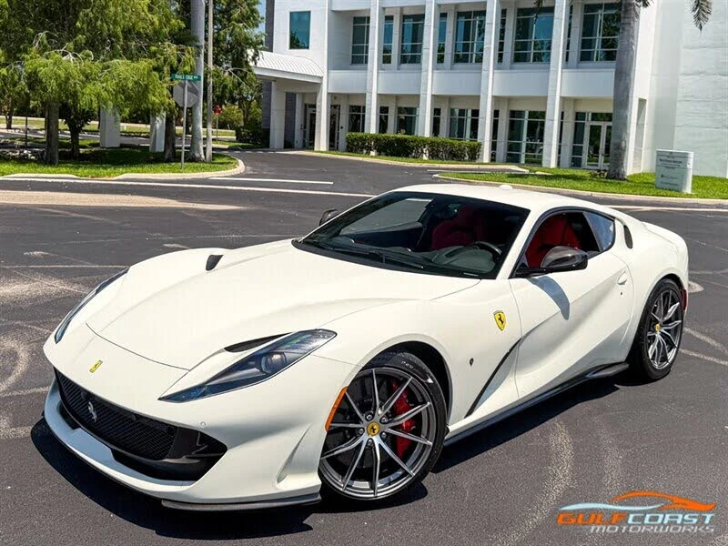 2019 Ferrari 812 Superfast - Image 8 of 31