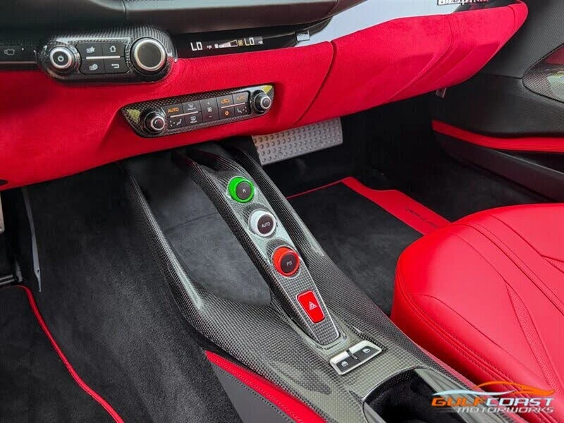 2019 Ferrari 812 Superfast - Image 15 of 31