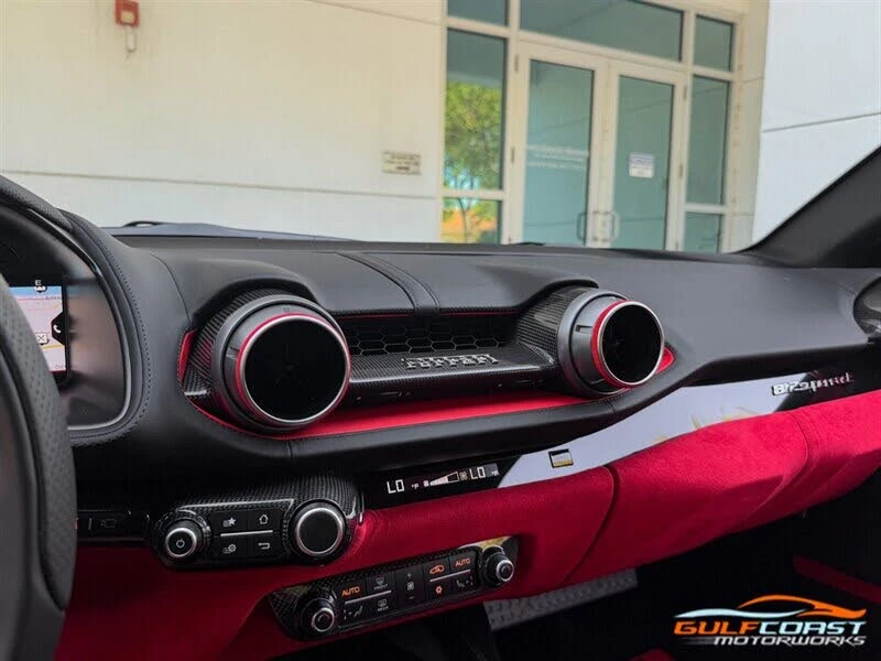 2019 Ferrari 812 Superfast - Image 13 of 31