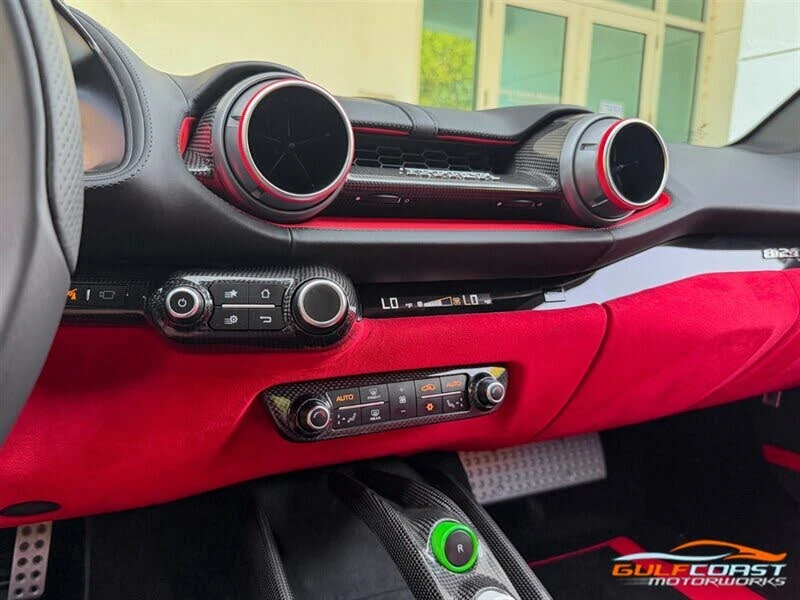 2019 Ferrari 812 Superfast - Image 14 of 31