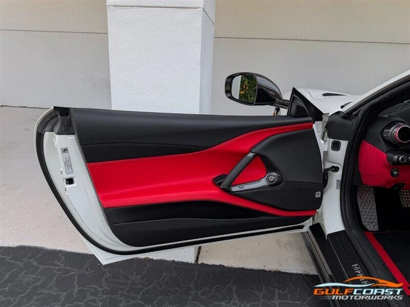 2019 Ferrari 812 Superfast - Image 20 of 31