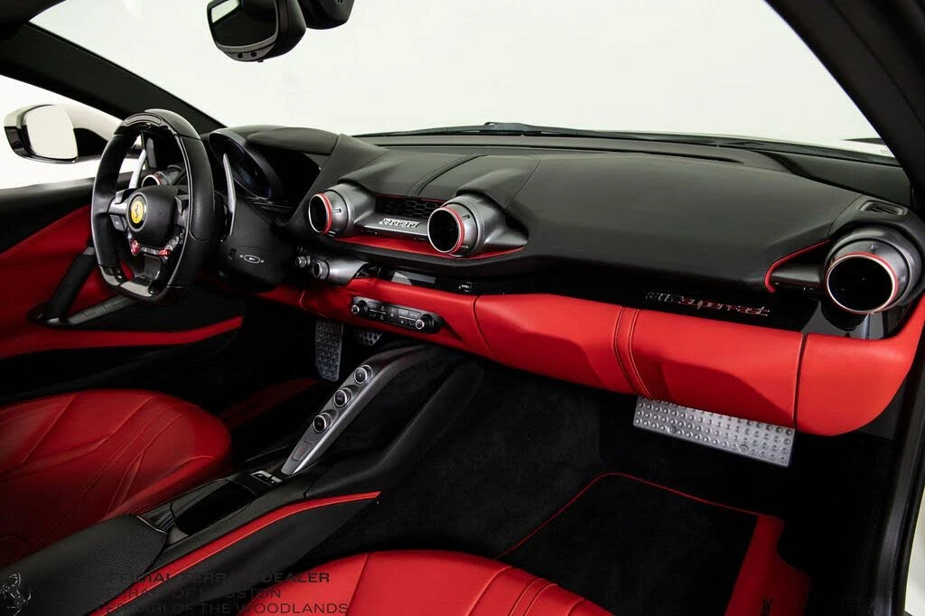 2019 Ferrari 812 Superfast - Image 20 of 31
