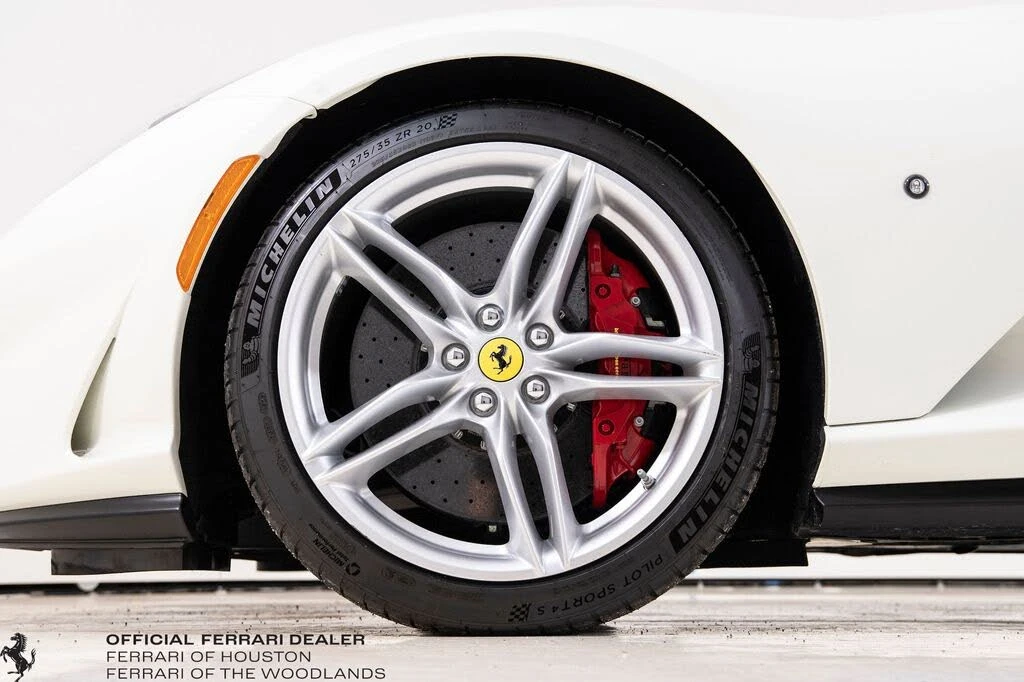 2019 Ferrari 812 Superfast - Image 21 of 31