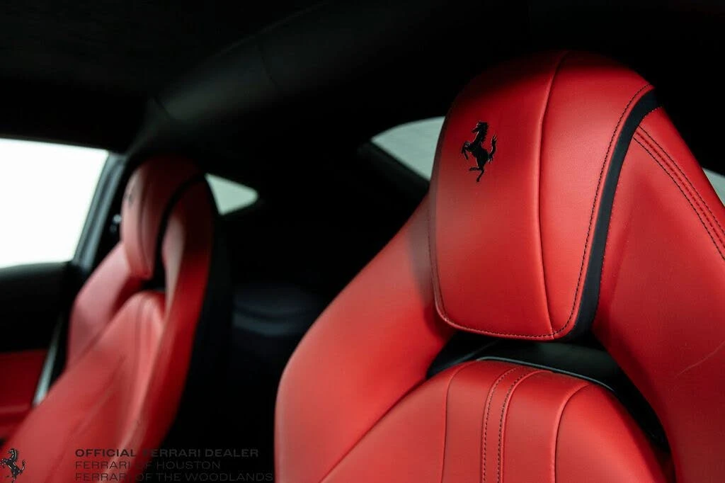 2019 Ferrari 812 Superfast - Image 15 of 31