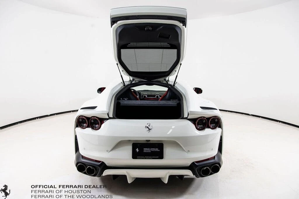 2019 Ferrari 812 Superfast - Image 31 of 31