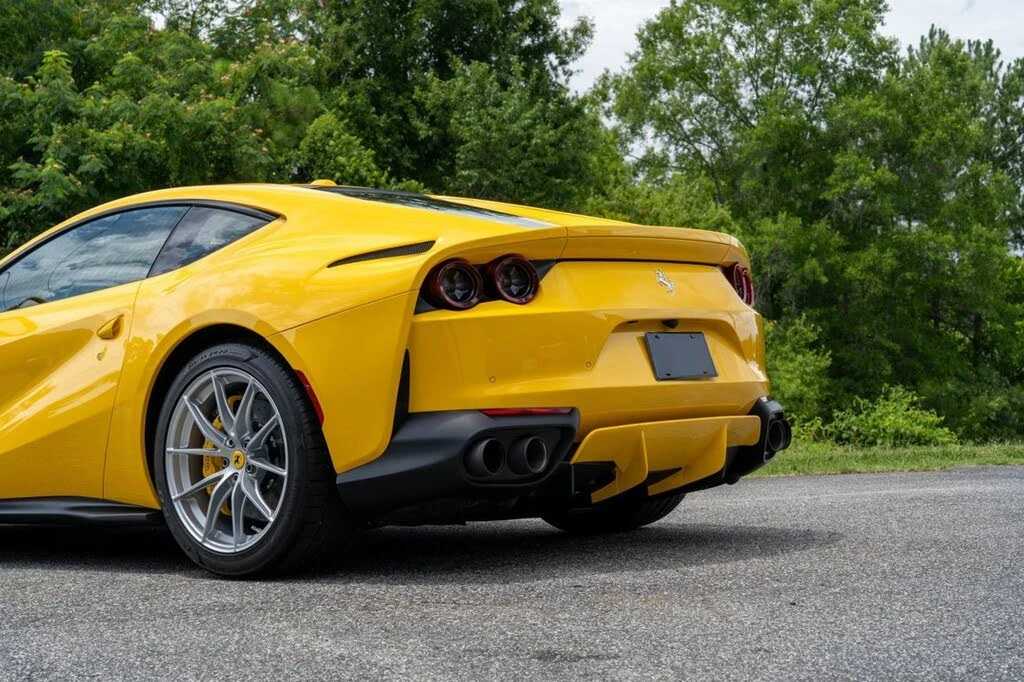 2019 Ferrari 812 Superfast - Image 21 of 31