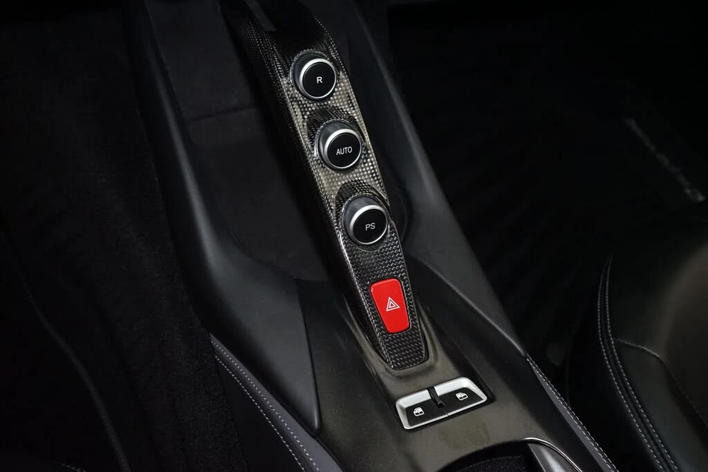 2019 Ferrari 812 Superfast - Image 18 of 31
