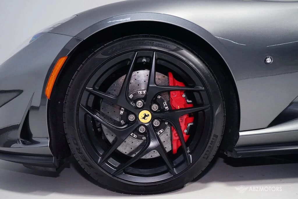 2019 Ferrari 812 Superfast - Image 30 of 31