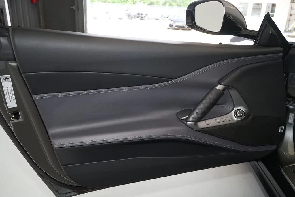 2019 Ferrari 812 Superfast - Image 20 of 31