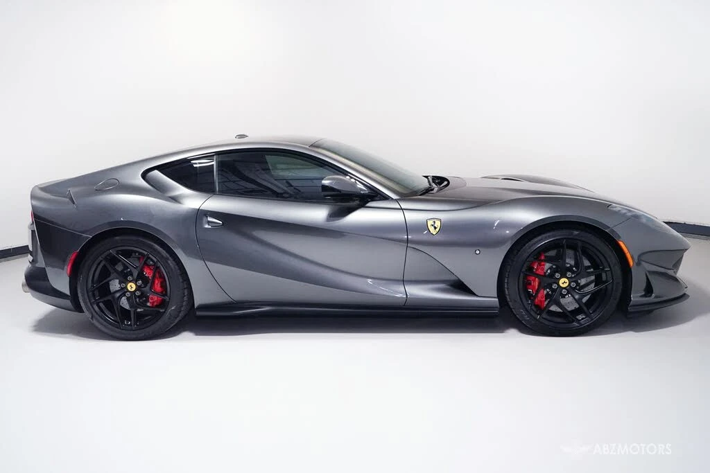 2019 Ferrari 812 Superfast - Image 4 of 31