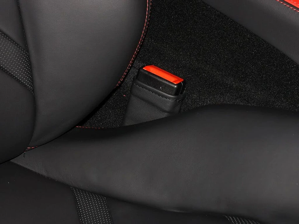 2019 Ferrari 812 Superfast - Image 30 of 31