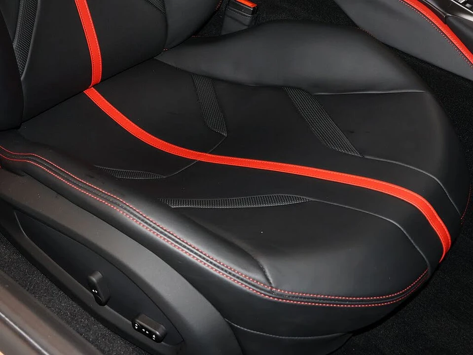 2019 Ferrari 812 Superfast - Image 28 of 31