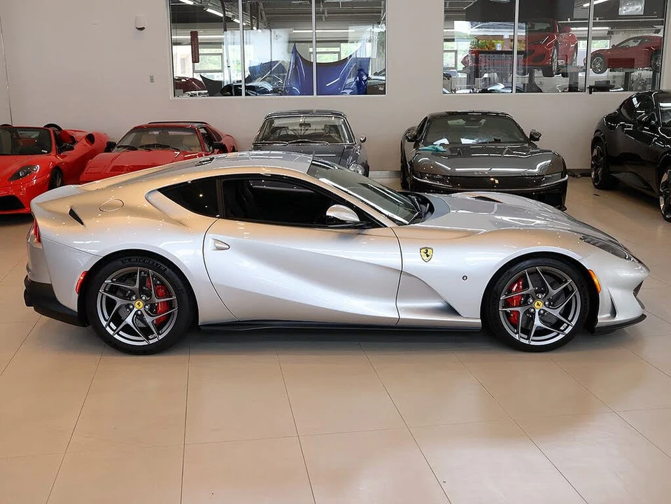 2019 Ferrari 812 Superfast - Image 24 of 31