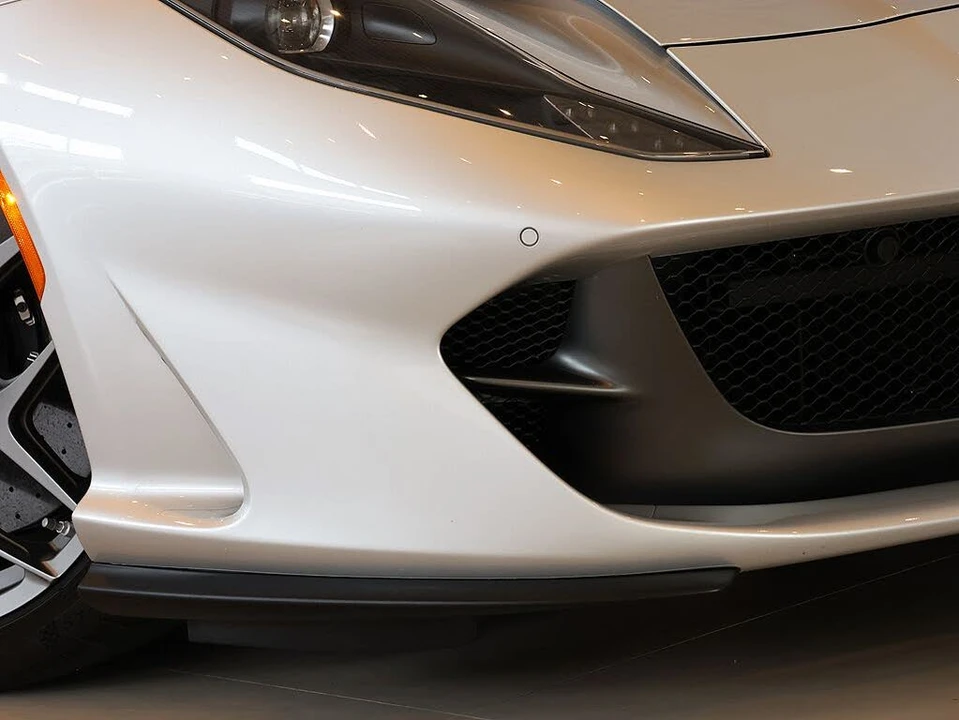 2019 Ferrari 812 Superfast - Image 13 of 31