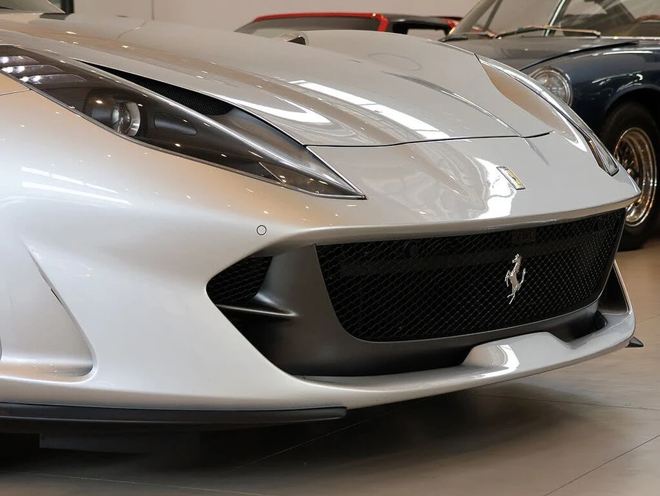 2019 Ferrari 812 Superfast - Image 16 of 31