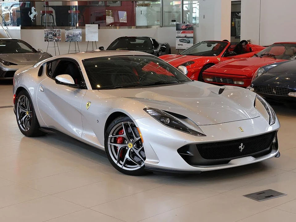 2019 Ferrari 812 Superfast - Image 7 of 31