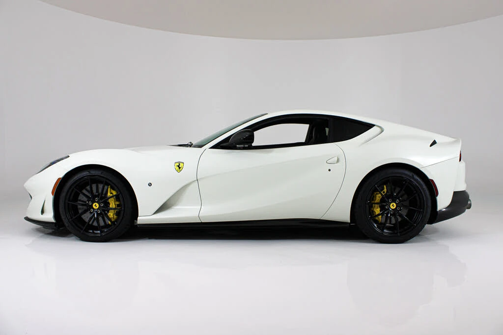 2019 Ferrari 812 Superfast - Image 3 of 31