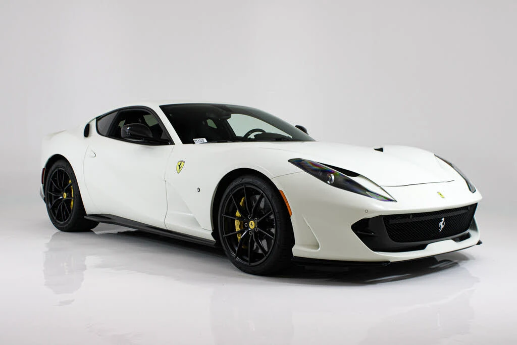 2019 Ferrari 812 Superfast - Image 10 of 31