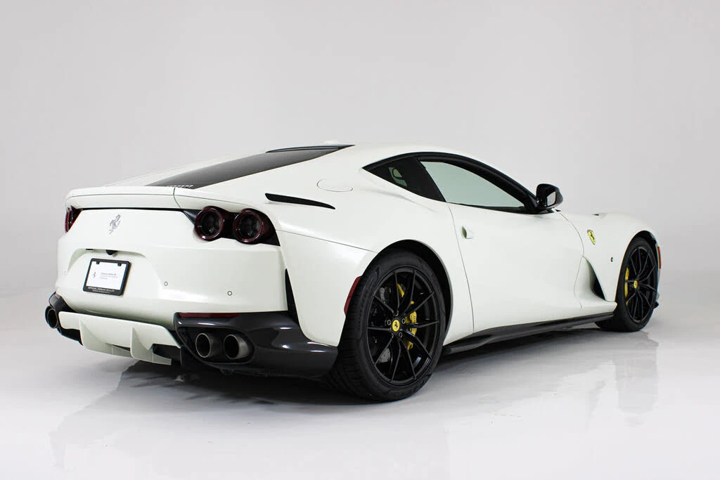 2019 Ferrari 812 Superfast - Image 8 of 31
