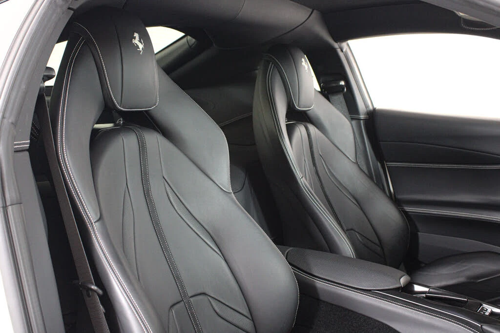 2019 Ferrari 812 Superfast - Image 24 of 31